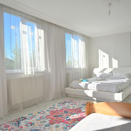 Ahmet Teacher Hotel,6 Minutes From The Airport Arnavutkoy Exterior photo