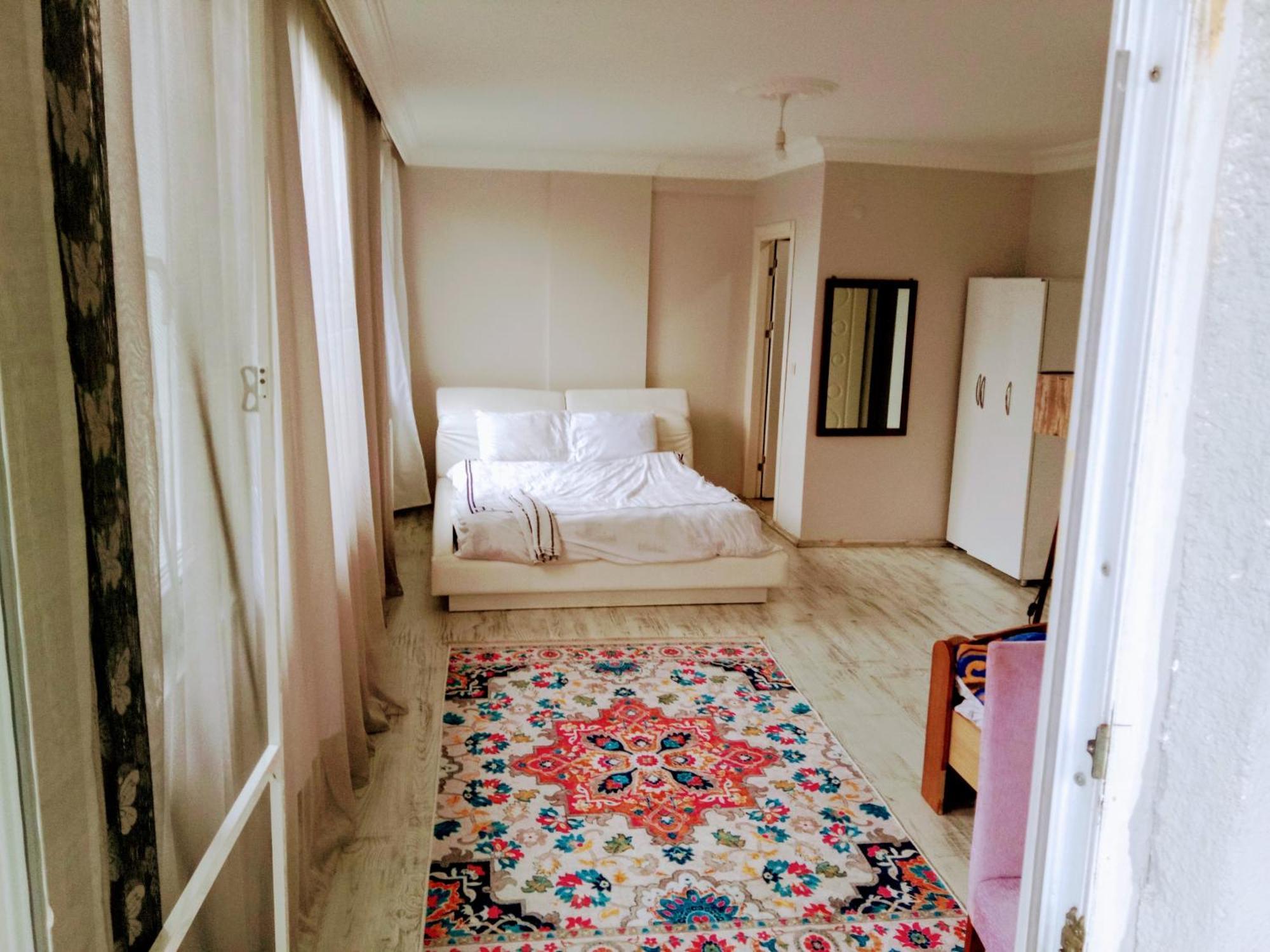 Ahmet Teacher Hotel,6 Minutes From The Airport Arnavutkoy Exterior photo