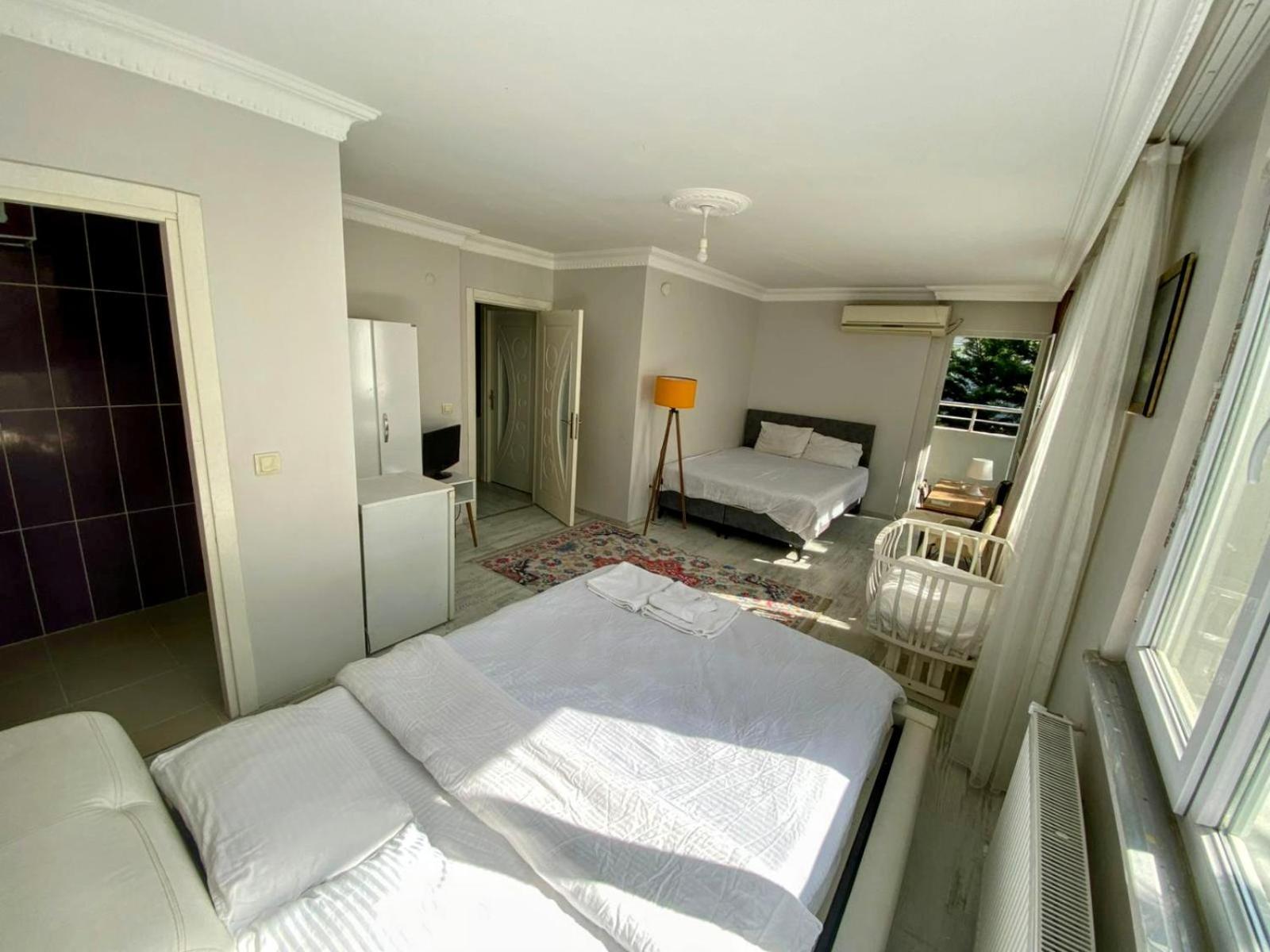 Ahmet Teacher Hotel,6 Minutes From The Airport Arnavutkoy Exterior photo